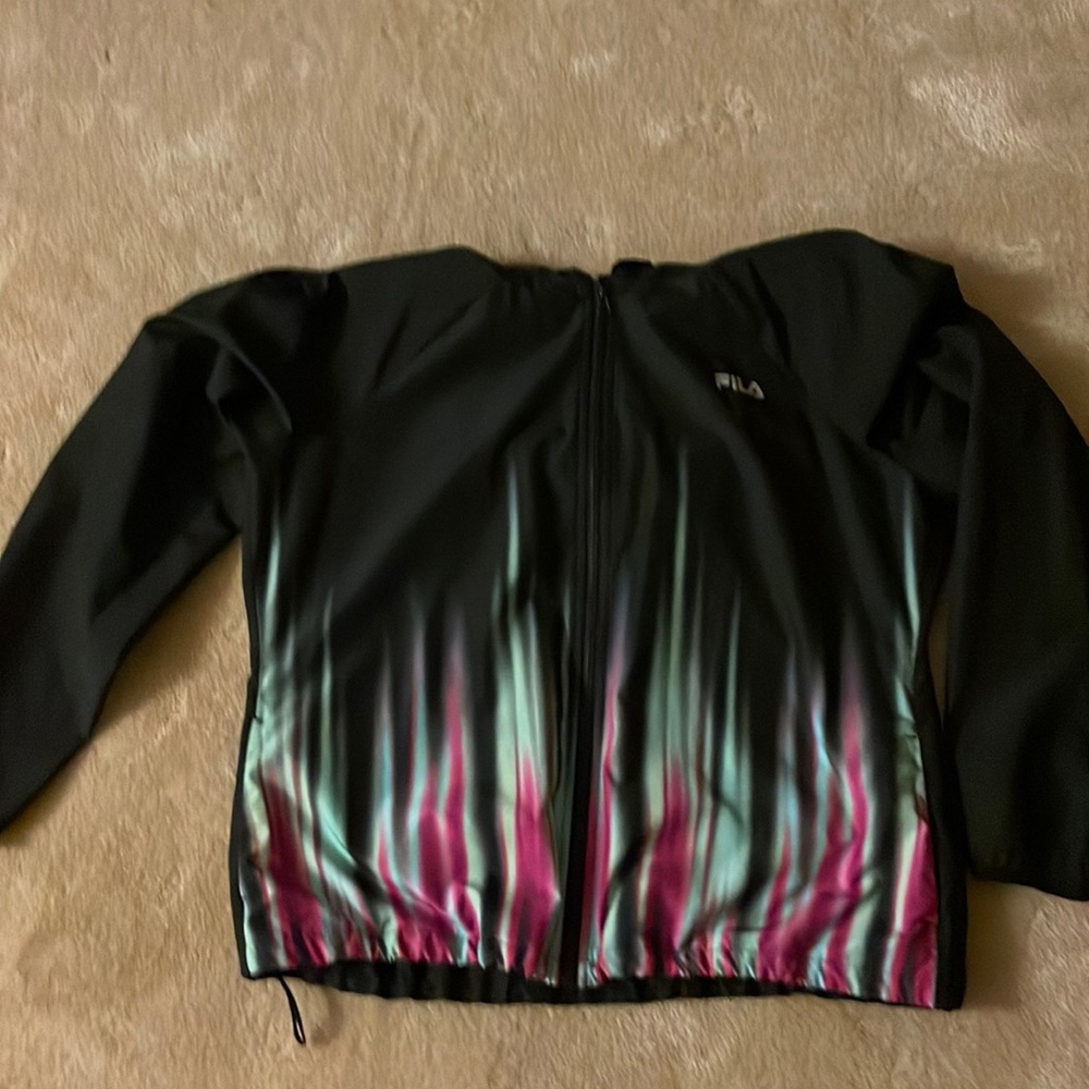 Wind breaker
